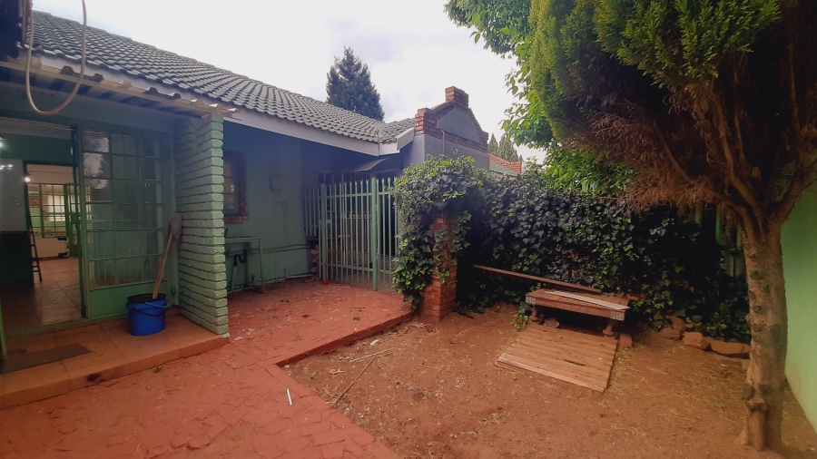 To Let 1 Bedroom Property for Rent in Dassie Rand North West